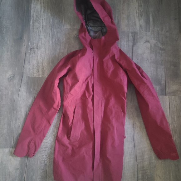Arcteryx Codetta Coat/Jacket/Rain shell - Red